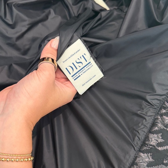 Moncler Black Patterned Jacket with Fur Trim - Picture 7 of 10